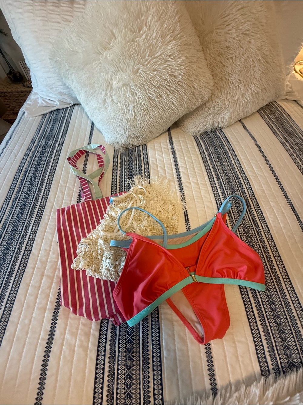 ✨ Bundle✨ Solitaire Cream Lace Swim Top with Gold Accent, Coral Bikini, & Tote!!